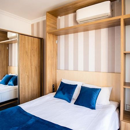 G-Point Apartment Batumi Bagian luar foto
