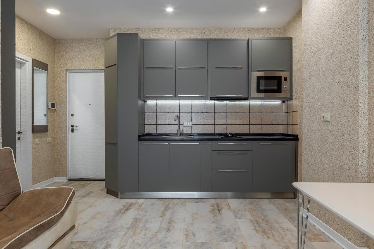 G-Point Apartment Batumi Bagian luar foto