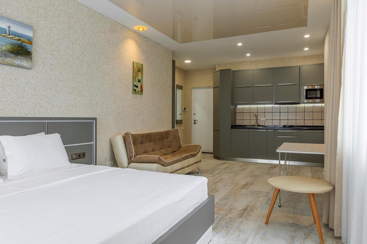 G-Point Apartment Batumi Bagian luar foto